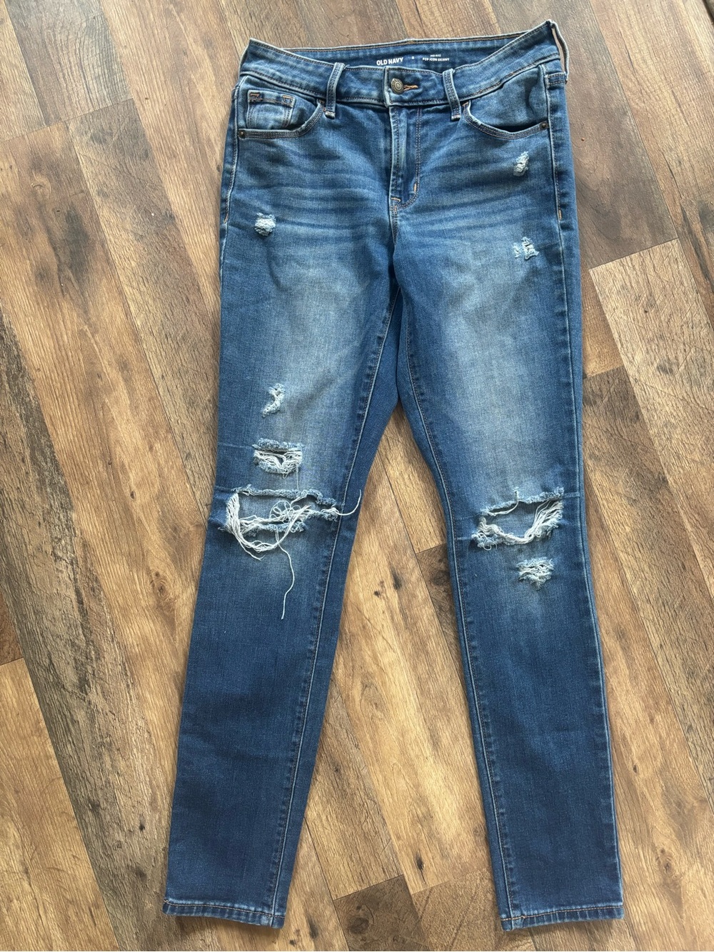 Old Navy Women's Ripped Skinny Jeans - Medium Blue Wash